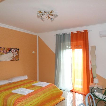 B&B Villino Lory Marino Bilik gambar