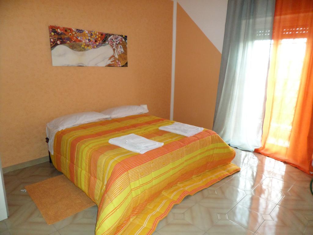 B&B Villino Lory Marino Bilik gambar